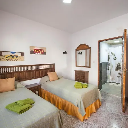 Country house El Burro Aguimes